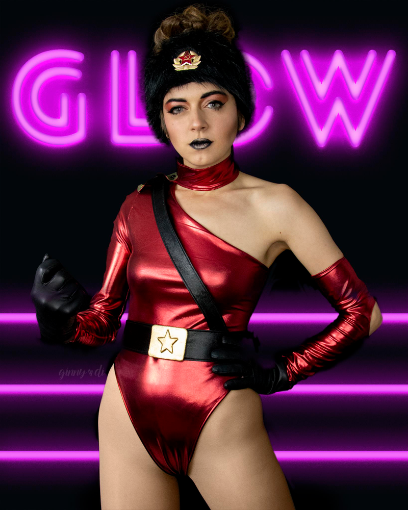 Illustration for article titled More Glow Cosplay, Please